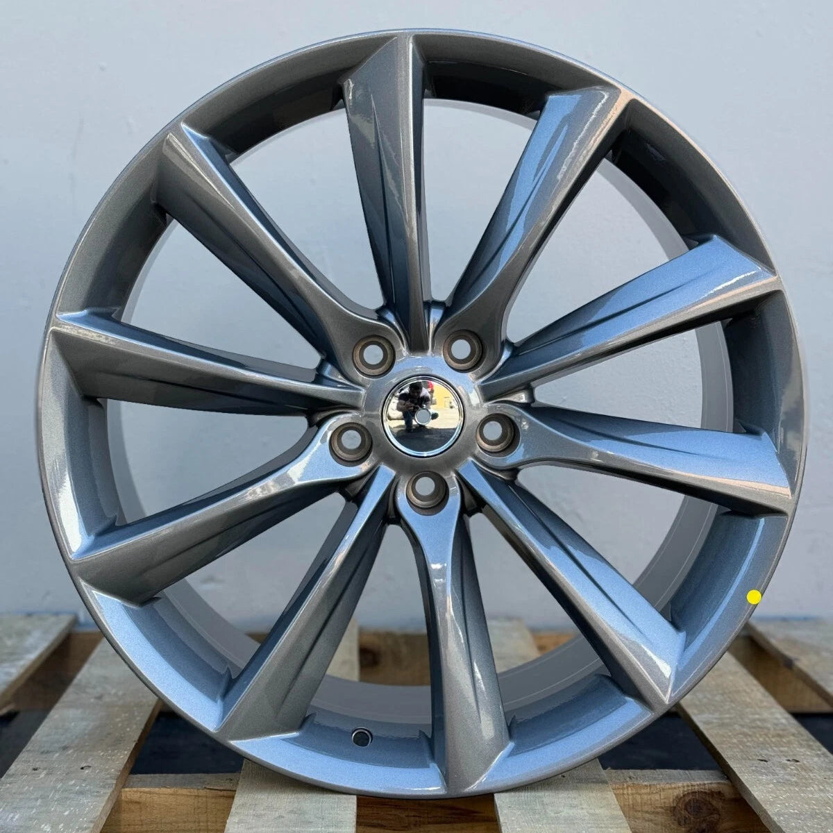 18x8.5" Turbine Style Gunmetal Machined Face Wheels - Fit Tesla Model 3 & Model Y