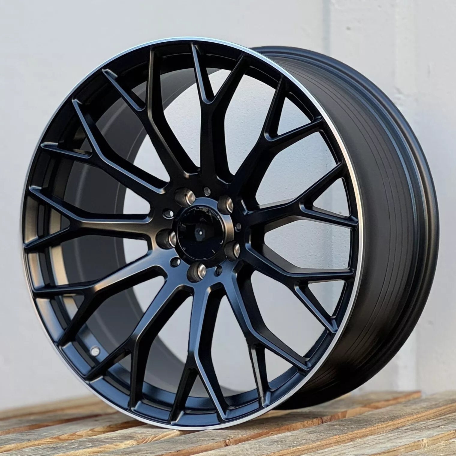 19x8.5"/19x9.5" AMG Style Black Machined Lip Wheels - Fits Mercedes C, E, S, CLS Class